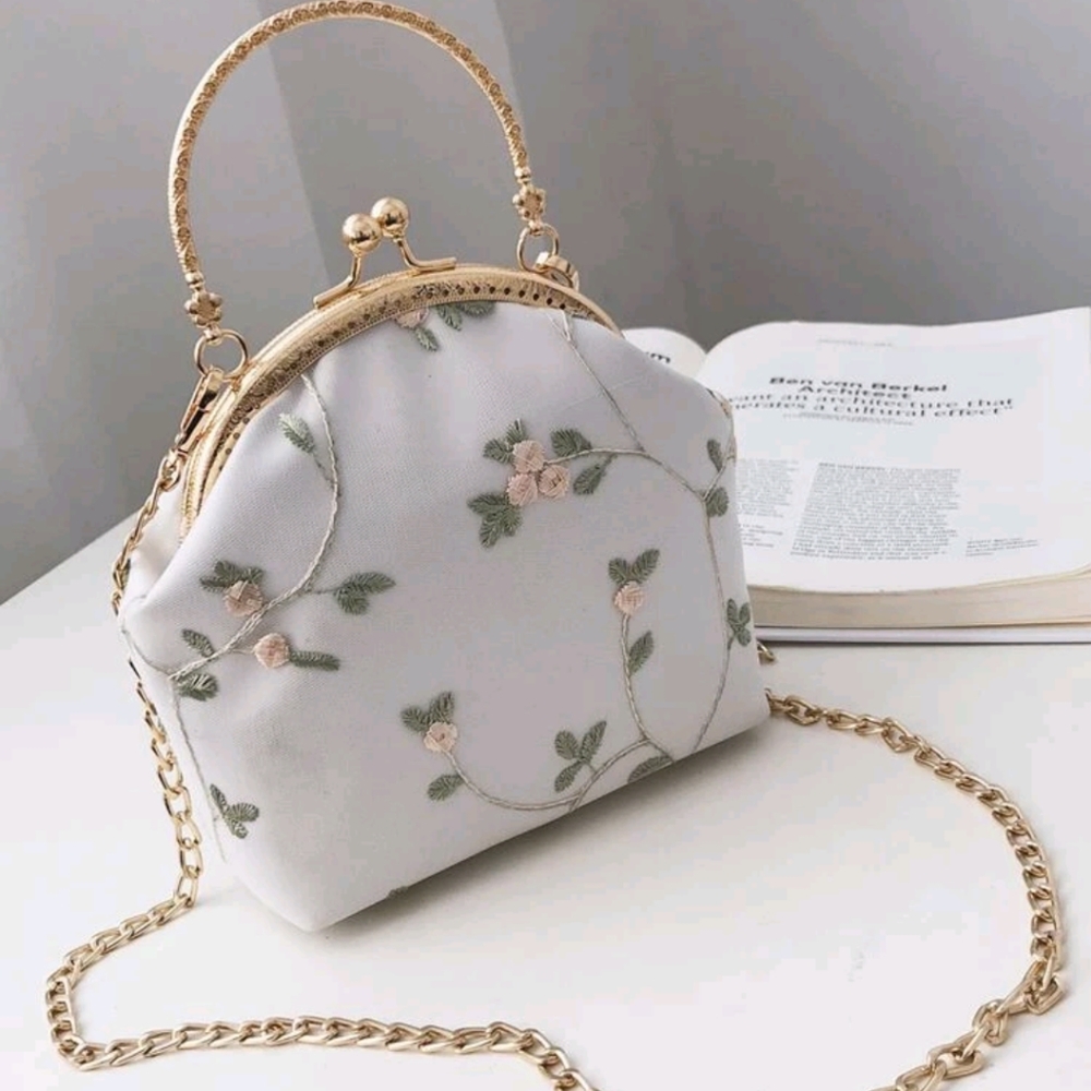 Floral embroidery bag